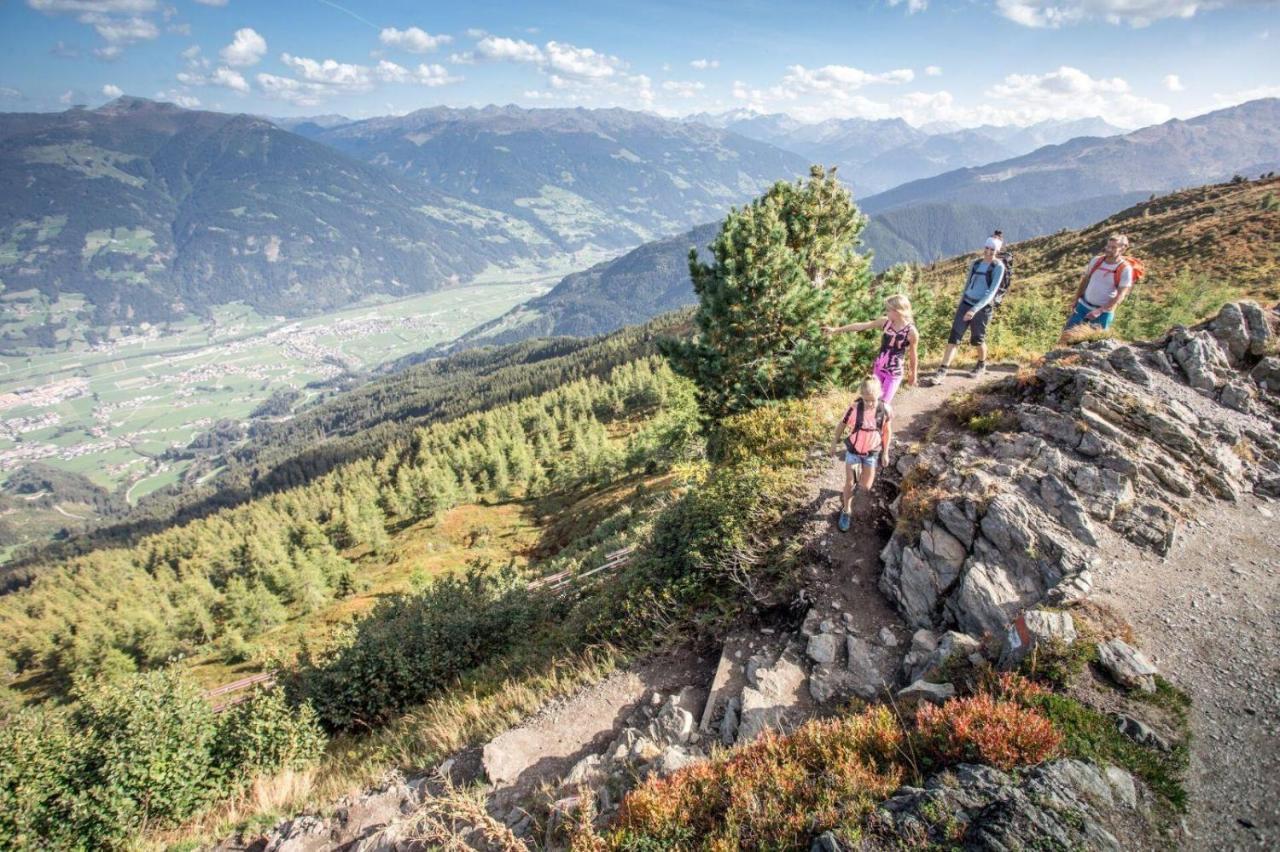Apart M Aschau Im Zillertal Екстер'єр фото
