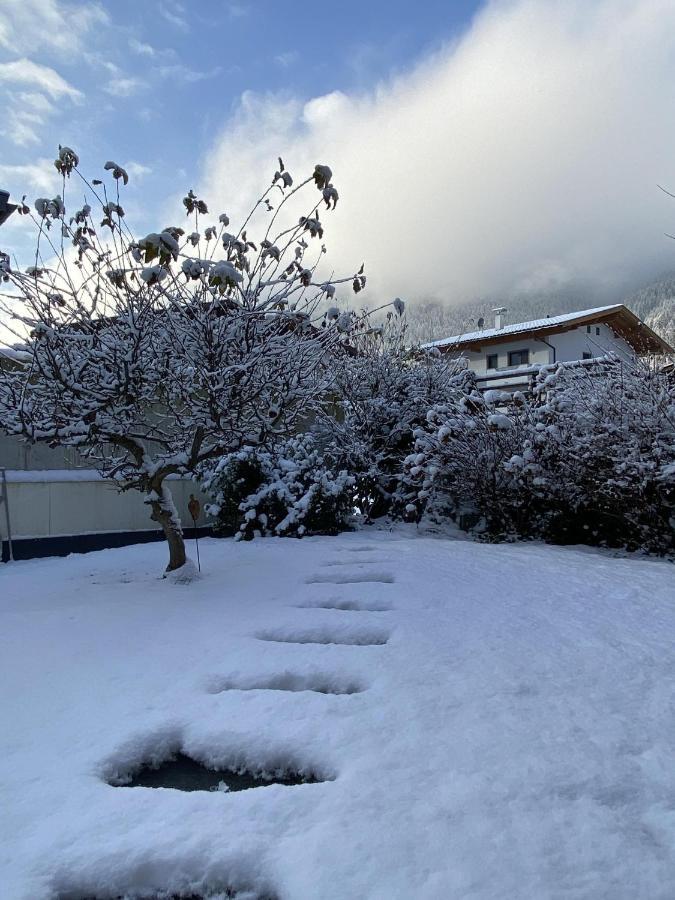 Apart M Aschau Im Zillertal Екстер'єр фото
